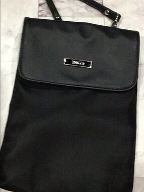 roots nylon black